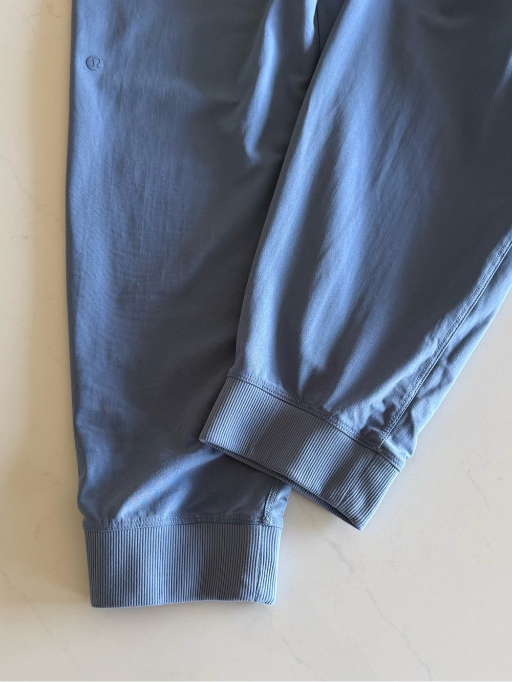 lululemon abc jogger 30” oasis blue - Picture 9 of 16